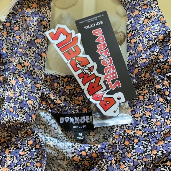 Brand New. RIPCURL shorts/dress. Floral design. - Picture 2 of 4